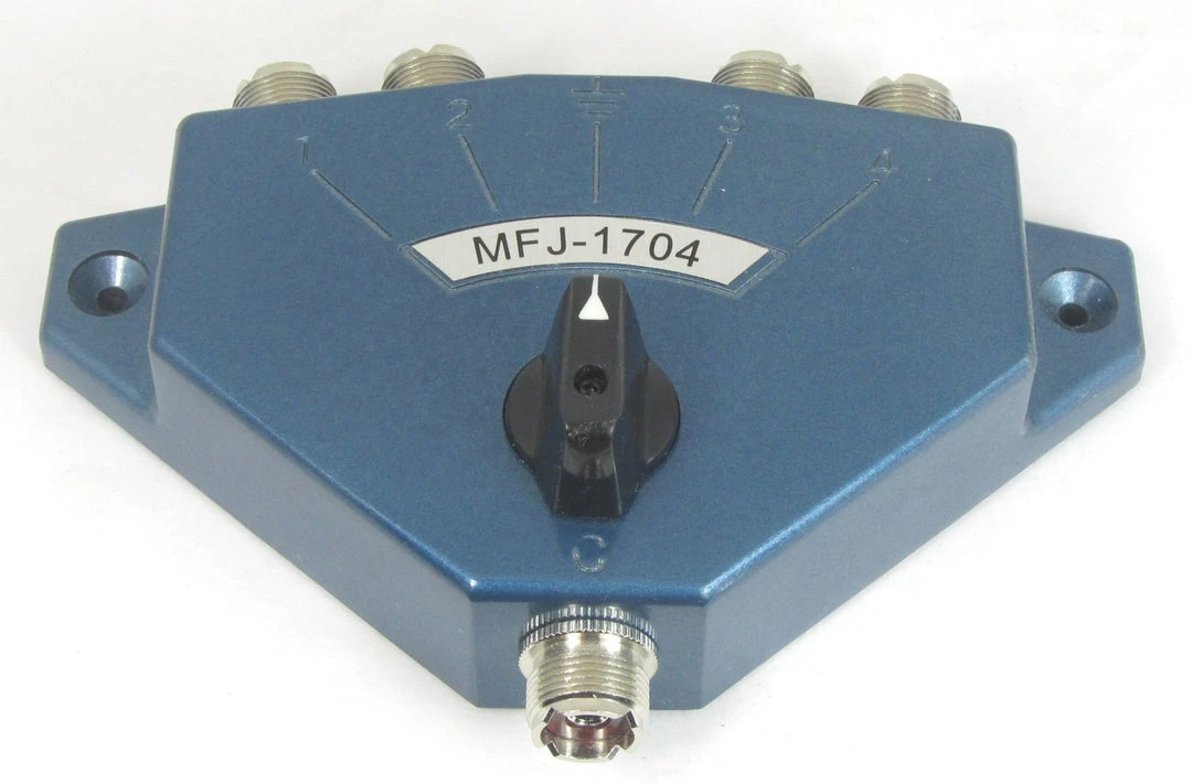 MFJ-1704, ANT. SW., 4 POS., 2.5 KW PEP, 0-450 MHz, GND, LP.