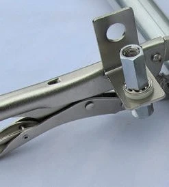 MFJ-351T, VISE-GRIP MOUNT 3/8-24 - SO-239