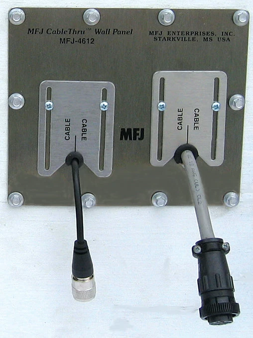 MFJ-4612, 2-HOLE ADAPTIVE CABLE WALL PLATE