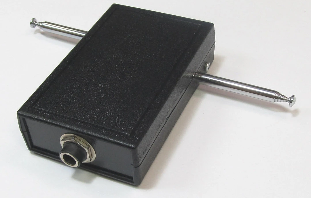 MFJ-802BX, BIPOLAR FIELD STRENGTH W/REMOTE 100 KHz-500 MHz